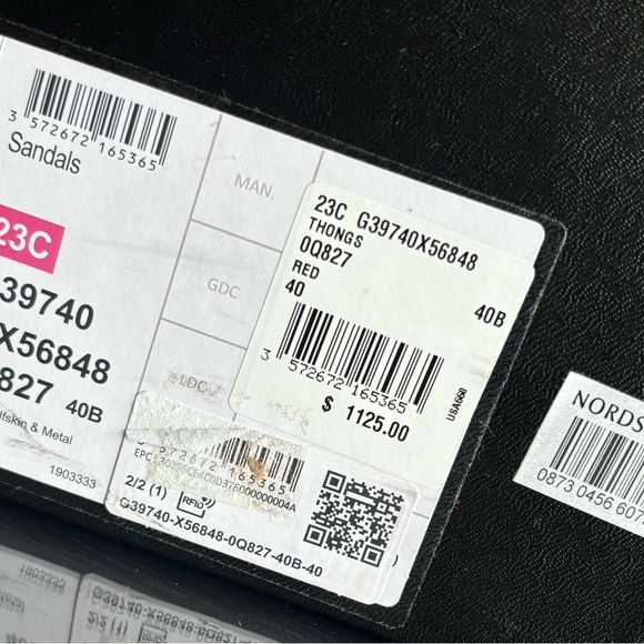 New in box Chanel coral sandals - Picture 6 of 6